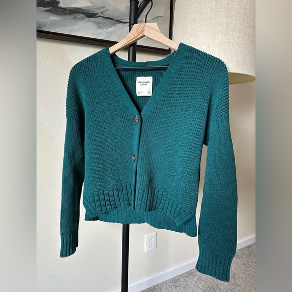 Abercrombie & Fitch Women's Teal Chenille Knit Cardigan Sweater size small - Picture 1 of 7